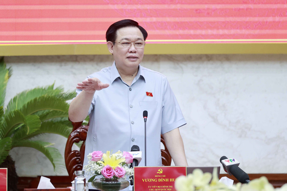 Chủ tịch Quốc hội Vương Đình Huệ phát biểu chỉ đạo. (Ảnh: Doãn Tấn/TTXVN)