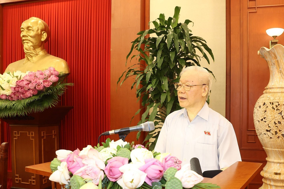 Tổng Bí thư Nguyễn Phú Trọng phát biểu trong buổi gặp mặt các nữ đại biểu Quốc hội Việt Nam khóa XV. (Ảnh: Trí Dũng/TTXVN)