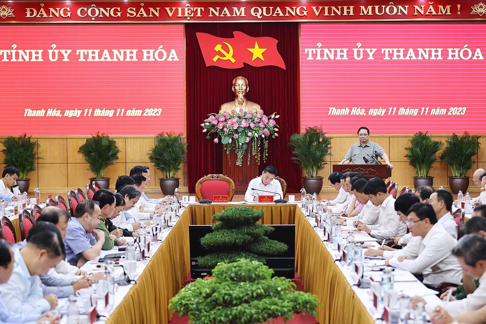 Thủ tướng Phạm Minh Chính kết luận buổi làm việc. (Ảnh: Dương Giang/TTXVN)