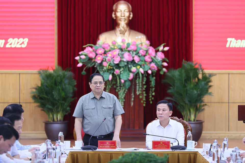 Thủ tướng Phạm Minh Chính nhấn mạnh Thanh Hóa phải xây dựng cơ chế chính sách thông thoáng; hạ tầng thông suốt; quản lý, điều hành thông minh. (Ảnh: Dương Giang/TTXVN)