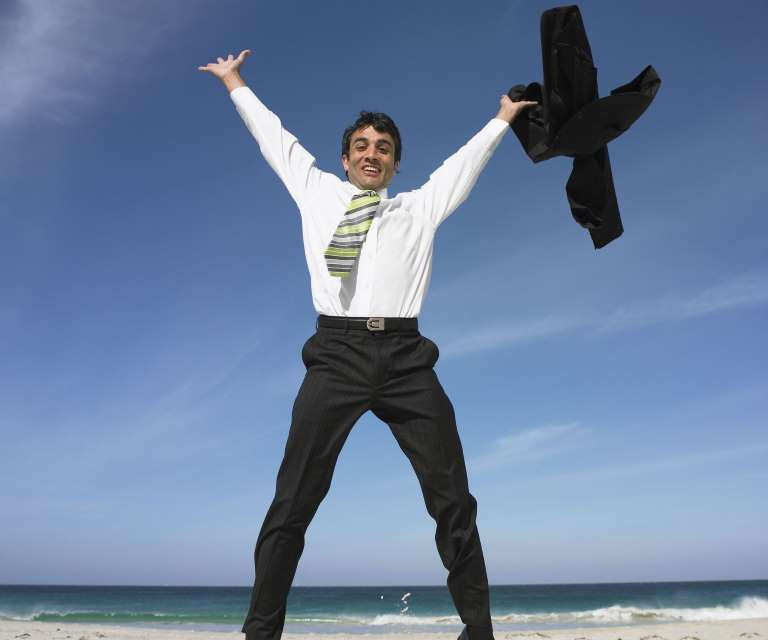 Tập yoga có tác dụng làm dịu tâm trí, mang tới sự điều hòa và điềm tĩnh cho trí óc, giúp tăng cường sự tập trung, trí nhớ trong công việc, học tập. (Nguồn: Rex)