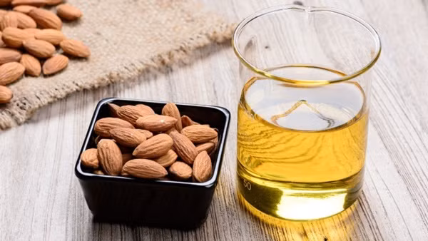  Đêm hội trăng rằm 2015 ở huyện miền núi Kỳ Sơn, Hòa Bình. (Ảnh: Nhan Sinh/TTXVN)