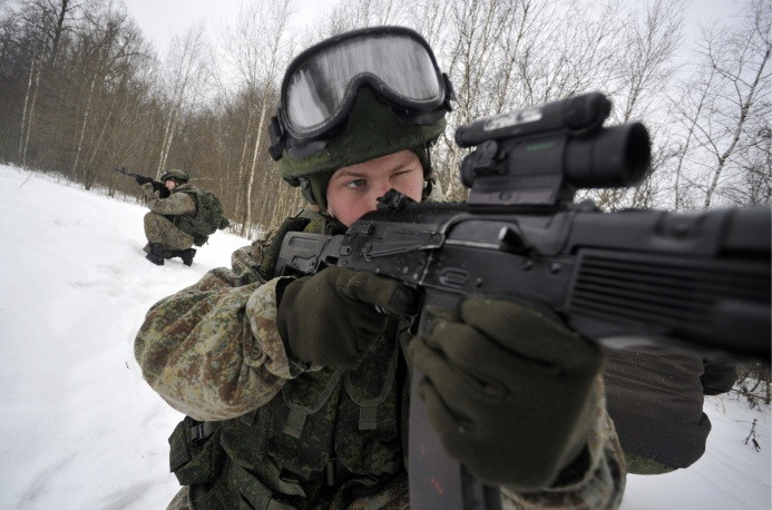 Súng AK được sử dụng trong lực lượng đặc nhiệm Nga.