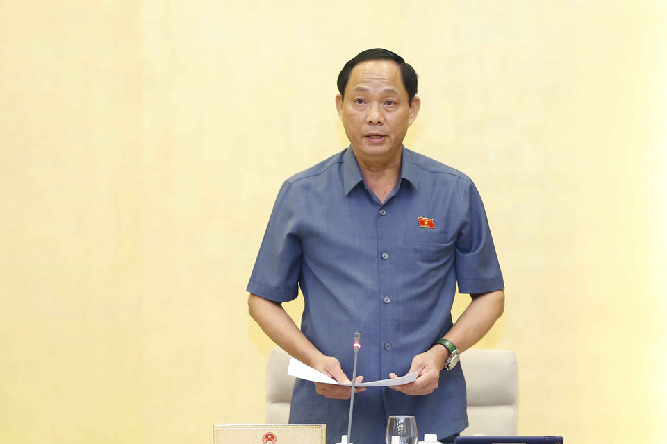 Phó Chủ tịch Quốc hội Trần Quang Phương điều hành nội dung phiên họp. (Ảnh: Doãn Tấn/TTXVN)