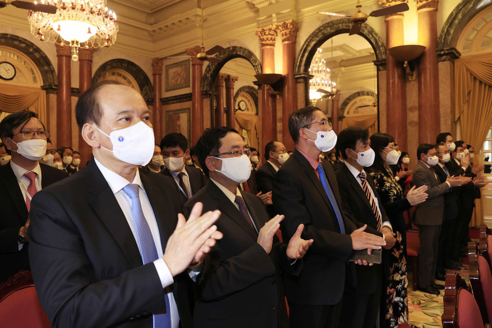 Các đại sứ, trưởng cơ quan đại diện Việt Nam tại nước ngoài tham dự buổi lễ. (Ảnh: Thống Nhất/TTXVN)