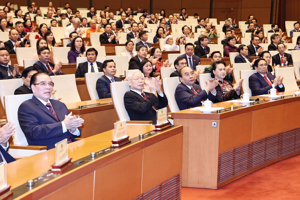 Tổng Bí thư Nguyễn Phú Trọng và các đồng chí lãnh đạo Đảng, Nhà nước dự lễ bế mạc. (Ảnh: Trọng Đức/TTXVN)