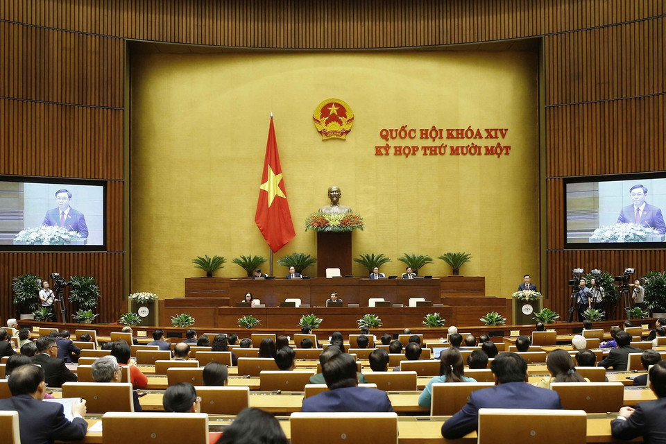 Chủ tịch Quốc hội Vương Đình Huệ phát biểu bế mạc kỳ họp. (Ảnh: Doãn Tấn/TTXVN)