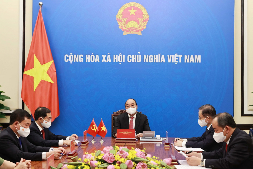 Quang cảnh buổi điện đàm. (Ảnh: Thống Nhất/TTXVN)