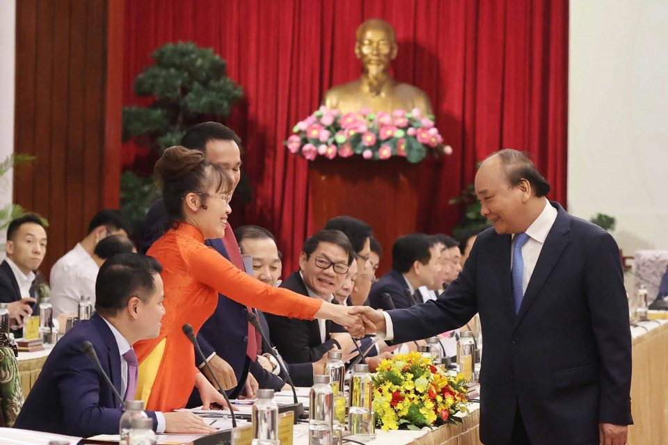 Thủ tướng Nguyễn Xuân Phúc với các đại biểu dự cuộc “Đối thoại 2045.” (Ảnh: Thống Nhất/TTXVN)