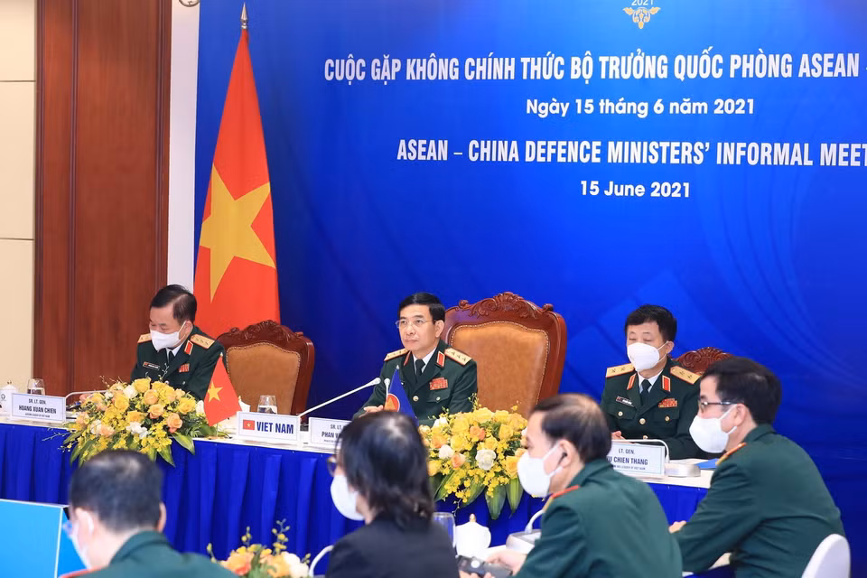 Trong ảnh: Thượng tướng Phan Văn Giang, Bộ trưởng Bộ Quốc phòng, trưởng đoàn Việt Nam dự cuộc gặp. (Ảnh: Trọng Đức/TTXVN)