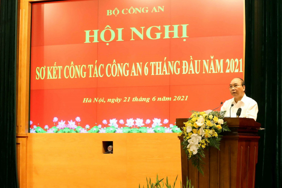 Chủ tịch nước Nguyễn Xuân Phúc phát biểu chỉ đạo hội nghị. (Ảnh: Phạm Kiên/TTXVN)