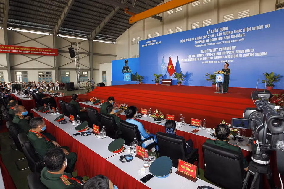  Quang cảnh Lễ xuất quân Bệnh viện dã chiến 2.3 lên đường làm nhiệm vụ tại Bentiu, Nam Sudan. (Ảnh: Thanh Vũ/TTXVN)