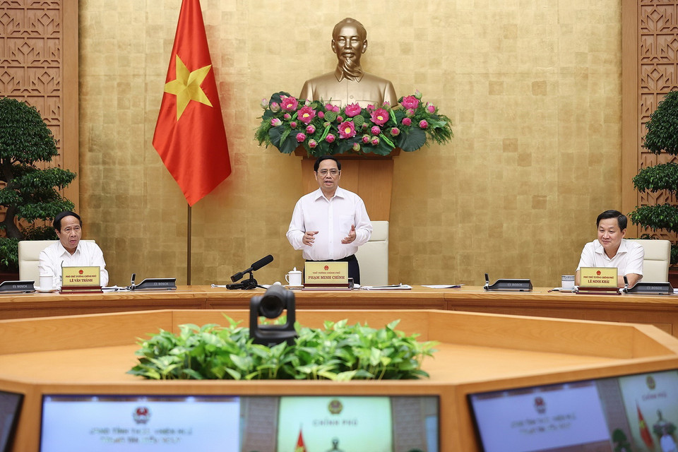  Thủ tướng làm việc với lãnh đạo tỉnh Thừa Thiên-Huế về phát triển kinh tế-xã hội. (Ảnh: Dương Giang/TTXVN)