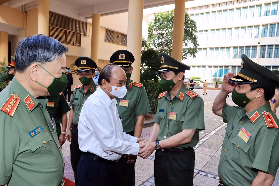 Chủ tịch nước Nguyễn Xuân Phúc với các đại biểu dự hội nghị. (Ảnh: Thống Nhất/TTXVN)