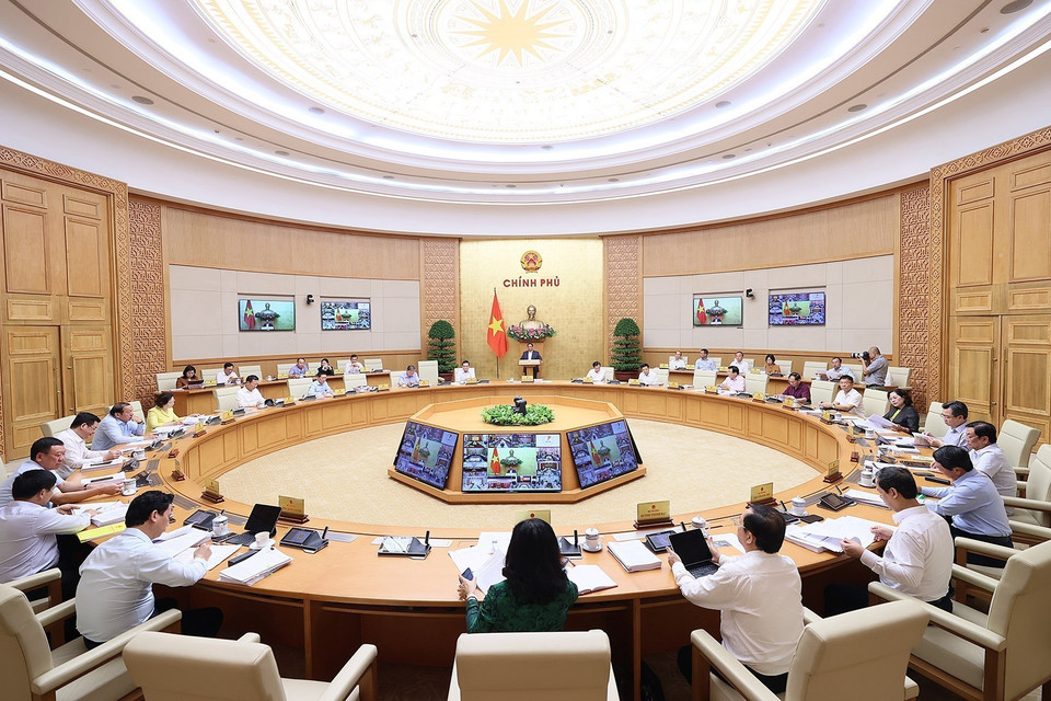 Thủ tướng Phạm Minh Chính chủ trì Phiên họp Chính phủ thường kỳ tháng Chín trực tuyến đến điểm cầu 63 địa phương. (Ảnh: Dương Giang/TTXVN)