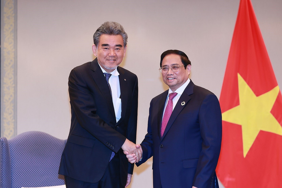 Thủ tướng Phạm Minh Chính tiếp đại diện đoàn doanh nghiệp vùng Trung Nam Nhật Bản. (Ảnh: Dương Giang/TTXVN)