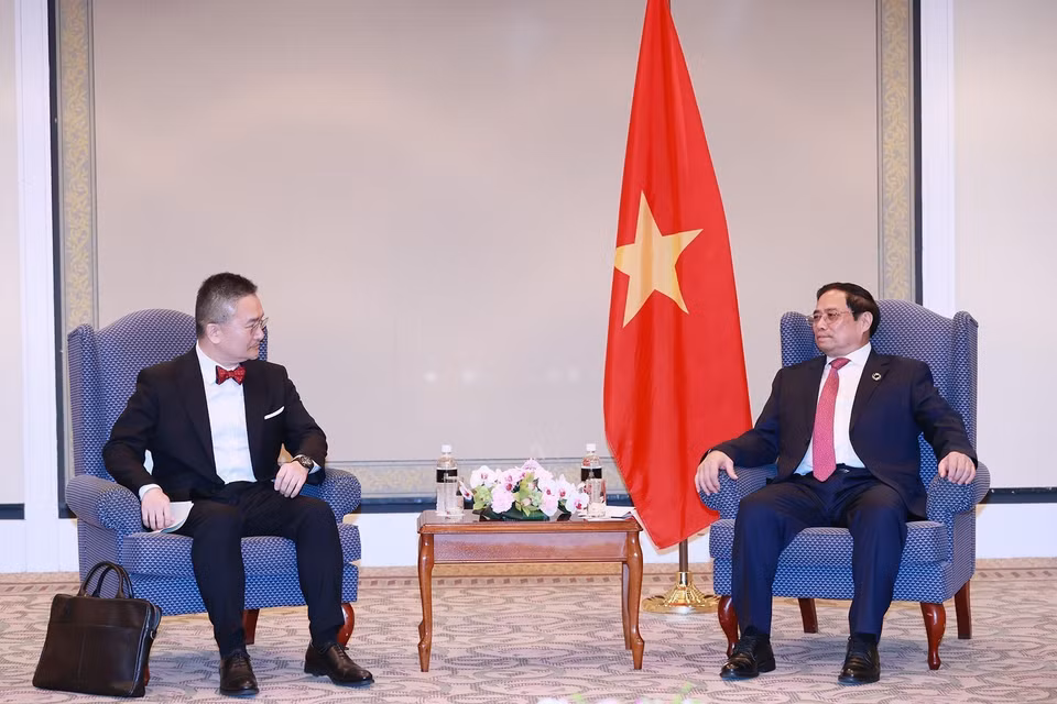 Thủ tướng Phạm Minh Chính tiếp Chủ tịch Công ty Thăm dò và Khai thác dầu khí Mitsui (MOECO) Hirotaka Hamamoto. (Ảnh: Dương Giang/TTXVN)