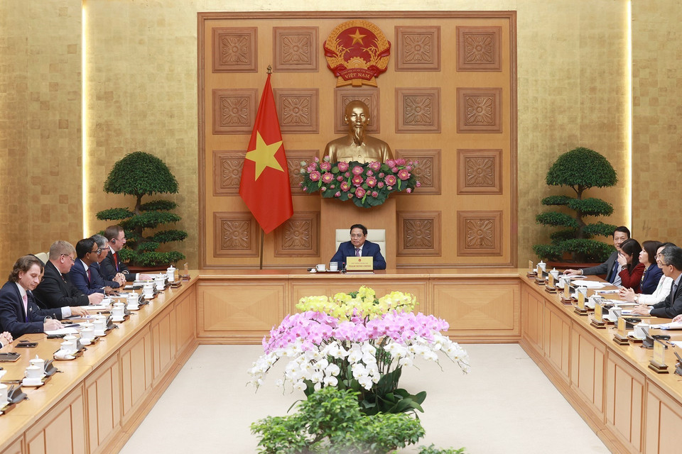 Chiều 14/2, tại Hà Nội, Thủ tướng Phạm Minh Chính tiếp đoàn Hội đồng kinh doanh EU-ASEAN và Hiệp hội Doanh nghiệp châu Âu tại Việt Nam. (Ảnh: Dương Giang/TTXVN)