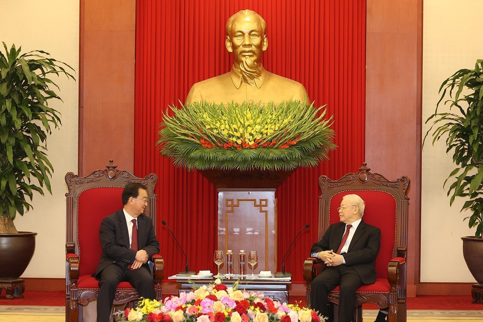 Tổng Bí thư Nguyễn Phú Trọng tiếp ông Vương Ninh, Ủy viên Trung ương Đảng Cộng sản Trung Quốc, Bí thư Tỉnh ủy Vân Nam. (Ảnh: Trí Dũng/TTXVN)