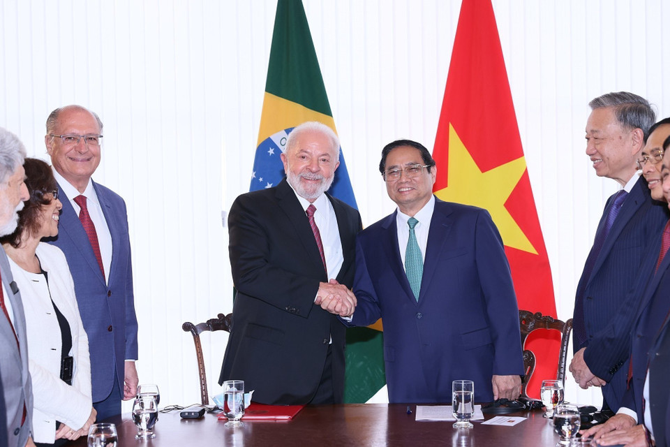 Thủ tướng Phạm Minh Chính hội đàm với Tổng thống Brazil Lula da Silva. (Ảnh: Dương Giang/TTXVN)