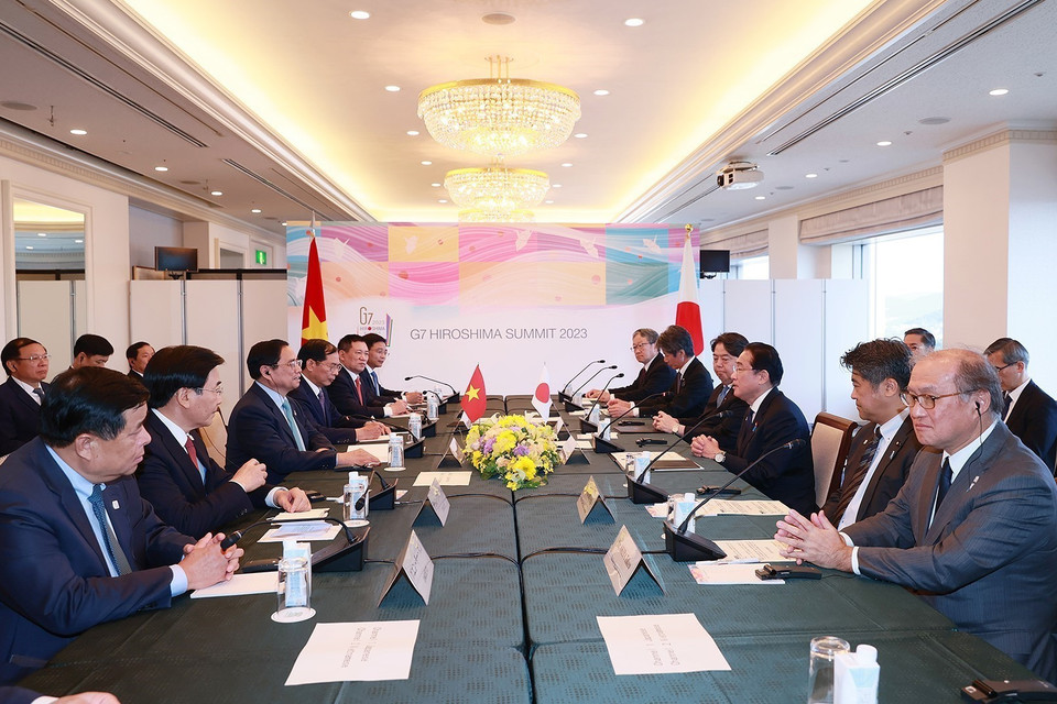 Thủ tướng Phạm Minh Chính hội đàm với Thủ tướng Nhật Bản Fumio Kishida. (Ảnh: Dương Giang/TTXVN)