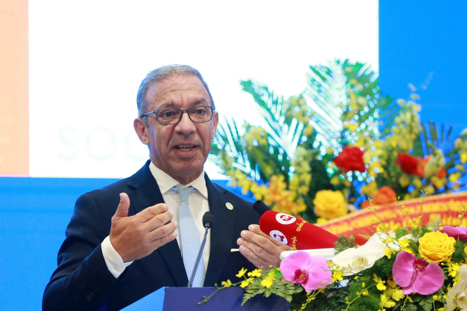 Chủ tịch Liên minh Nghị viện Thế giới Duarte Pacheco phát biểu bế mạc Hội nghị. (Ảnh: TTXVN)