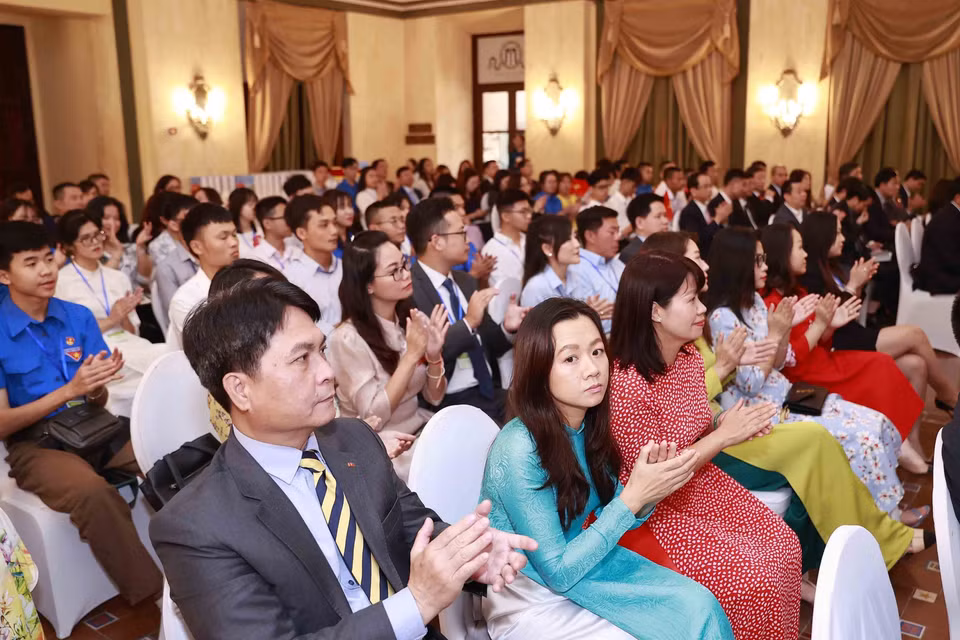 Đại biểu dự cuộc gặp. (Ảnh: Doãn Tấn/TTXVN)