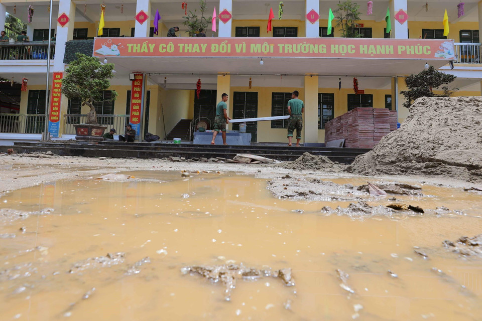 Trường Phổ thông Dân tộc Bán trú Tiểu học và Trung học Cơ sở Hồ Bốn ở huyện Mù Cang Chải, tỉnh Yên Bái chịu thiệt hại nặng nề khi mưa lũ xảy ra. (Ảnh: Thanh Tùng/TTXVN)