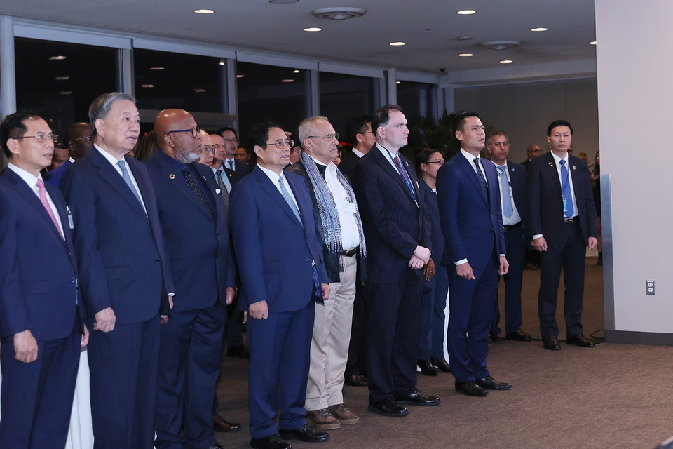 Thủ tướng Phạm Minh Chính và các đại biểu tham dự chiêu đãi kỷ niệm 78 năm Quốc khánh và 46 năm Việt Nam gia nhập Liên hợp quốc. (Ảnh: Dương Giang/TTXVN)