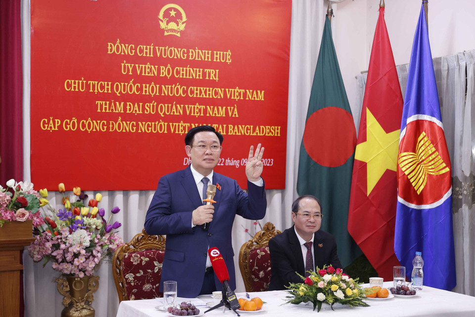 Chủ tịch Quốc hội Vương Đình Huệ phát biểu. (Ảnh: Doãn Tấn/TTXVN)