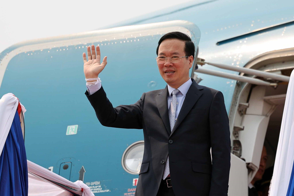 Chủ tịch nước Võ Văn Thưởng rời thủ đô Vientiane, kết thúc tốt đẹp chuyến thăm chính thức Cộng hòa Dân chủ Nhân dân Lào. (Ảnh: Thống Nhất/TTXVN)