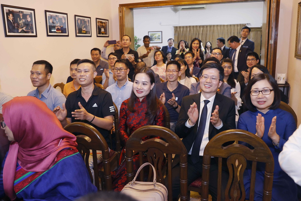 Đại biểu dự cuộc gặp. (Ảnh: Doãn Tấn/TTXVN)