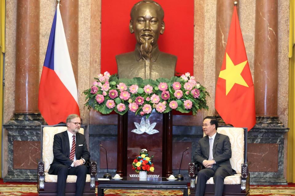  Chủ tịch nước Võ Văn Thưởng và Thủ tướng Cộng hòa Séc Petr Fiala. (Ảnh: Thống Nhất/TTXVN)