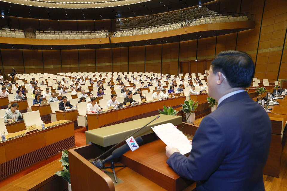 Chủ tịch Quốc hội Vương Đình Huệ phát biểu khai mạc Hội nghị. (Ảnh: Doãn Tấn/TTXVN)