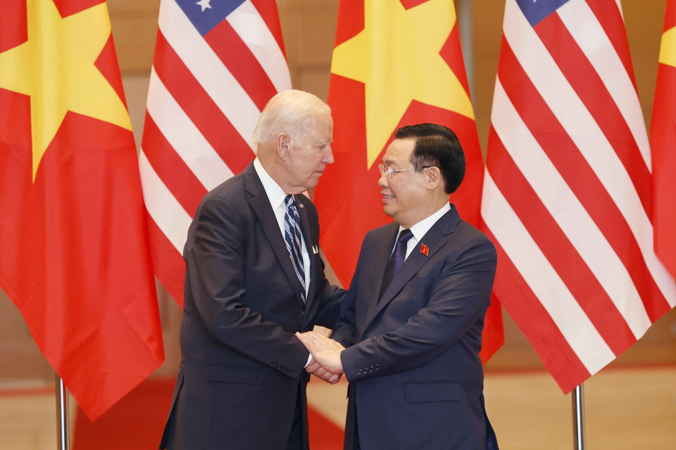 Chủ tịch Quốc hội Vương Đình Huệ hội kiến Tổng thống Hoa Kỳ Joe Biden. (Ảnh: Doãn Tấn/TTXVN)