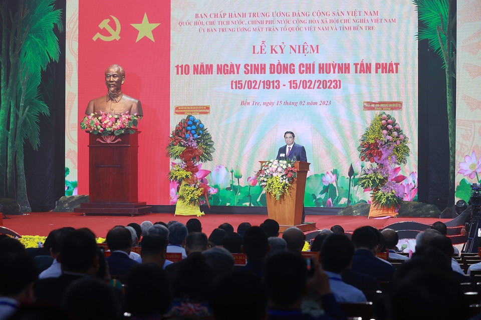 Thủ tướng Phạm Minh Chính đọc diễn văn tại Lễ kỷ niệm. (Ảnh: Dương Giang/TTXVN)