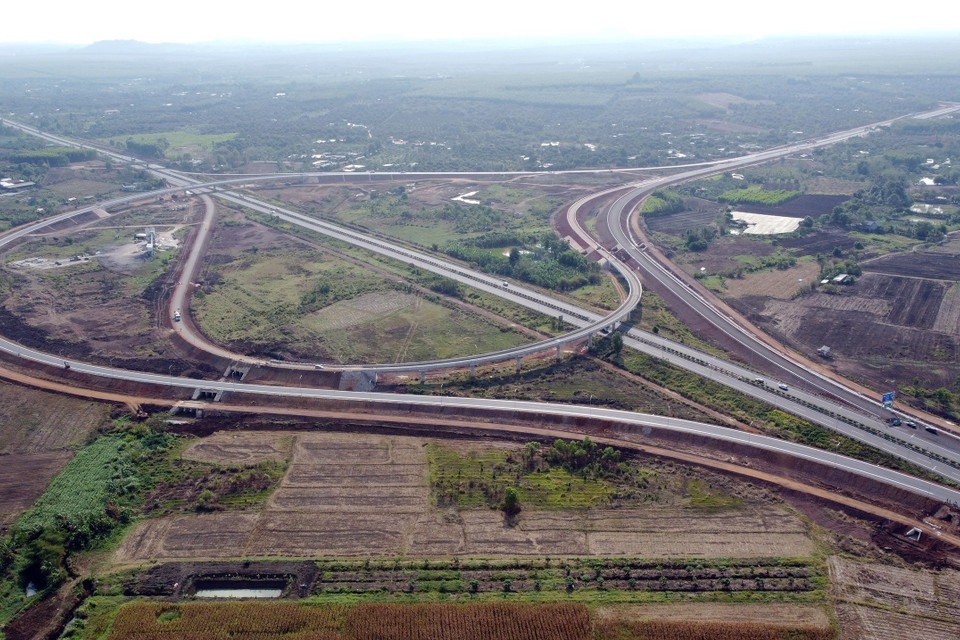 Đoạn nút giao Long Thành - Dầu Giây nối Cao tốc Phan Thiết-Dầu Giây. (Ảnh: Mạnh Linh/TTXVN)