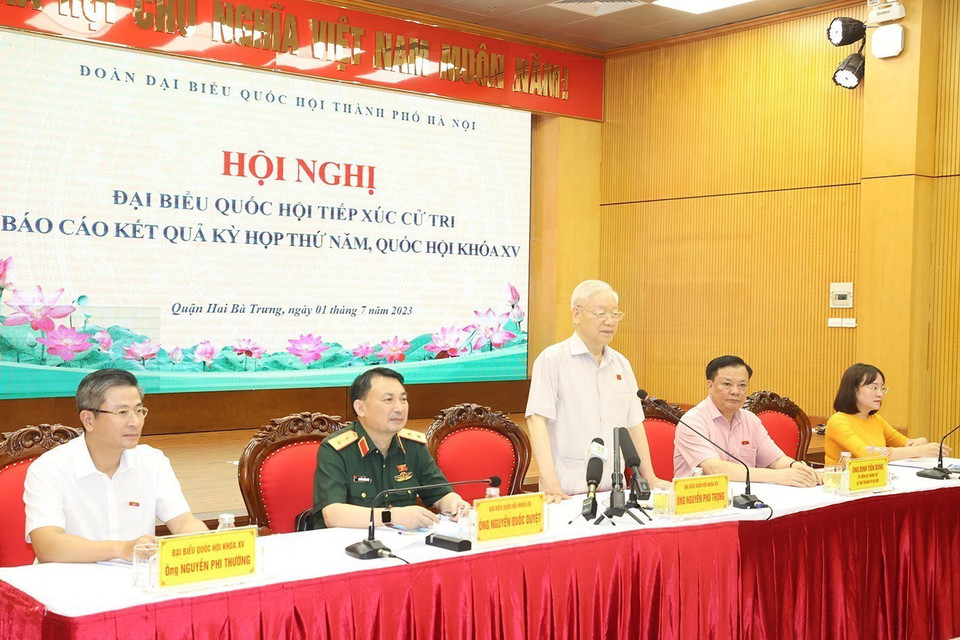 Tổng Bí thư Nguyễn Phú Trọng phát biểu với cử tri tại quận Hai Bà Trưng. (Ảnh: Trí Dũng/TTXVN)