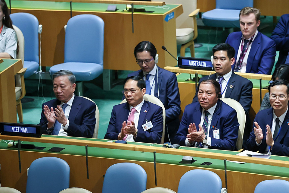 Đoàn Việt Nam tham dự Phiên thảo luận chung cấp cao Khóa 78 Đại Hội đồng Liên hợp quốc. (Ảnh: Dương Giang/TTXVN)