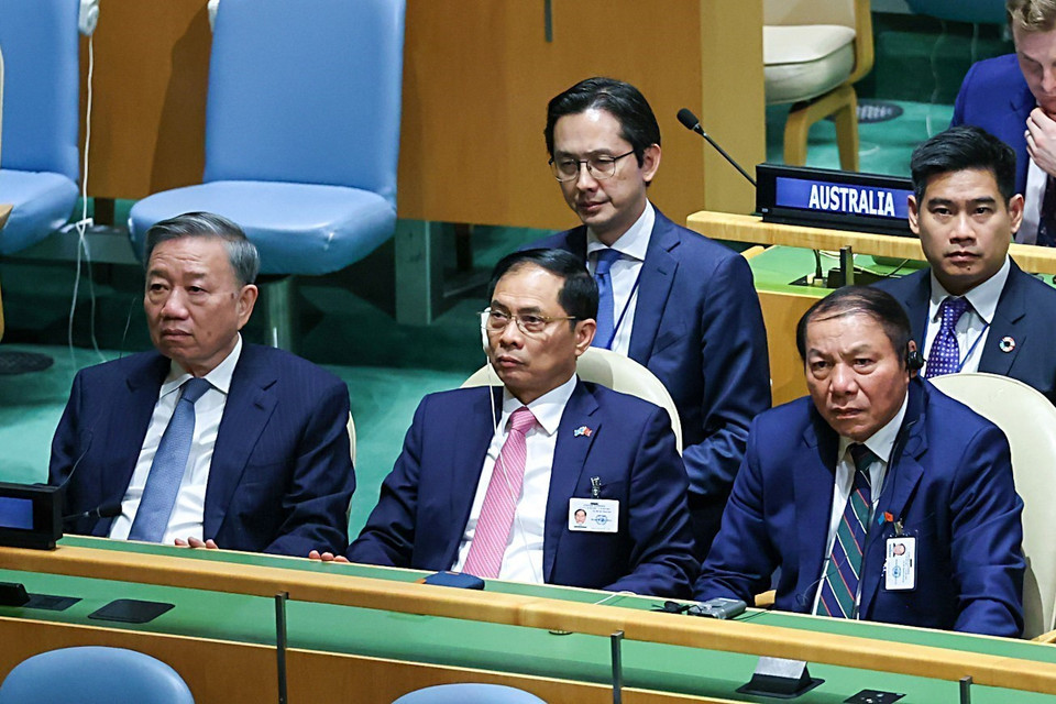 Đoàn Việt Nam tham dự Phiên thảo luận chung cấp cao Khóa 78 Đại Hội đồng Liên hợp quốc. (Ảnh: Dương Giang/TTXVN)