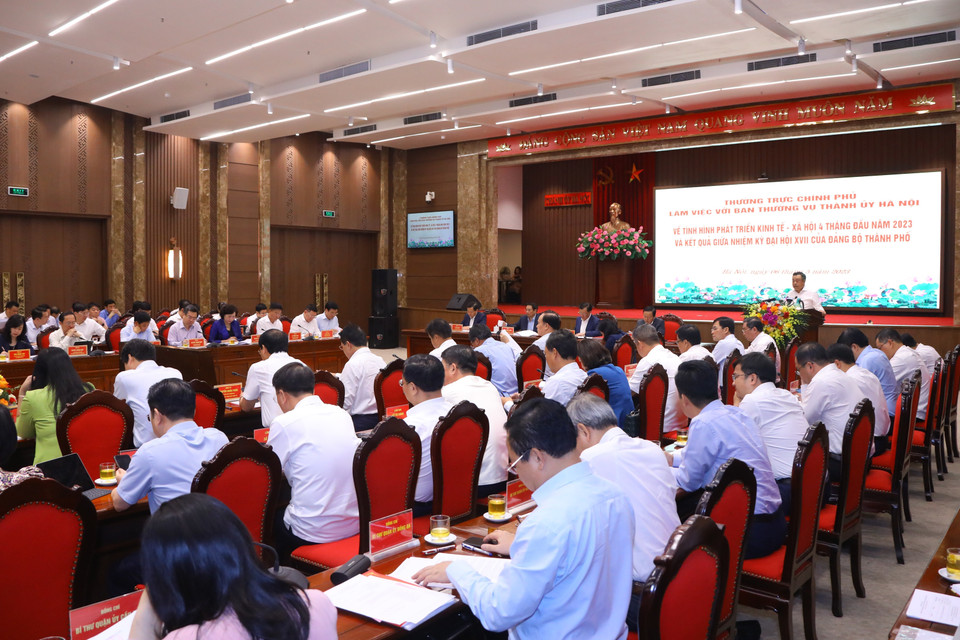 Quang cảnh buổi làm việc. (Ảnh: Văn Điệp/TTXVN)