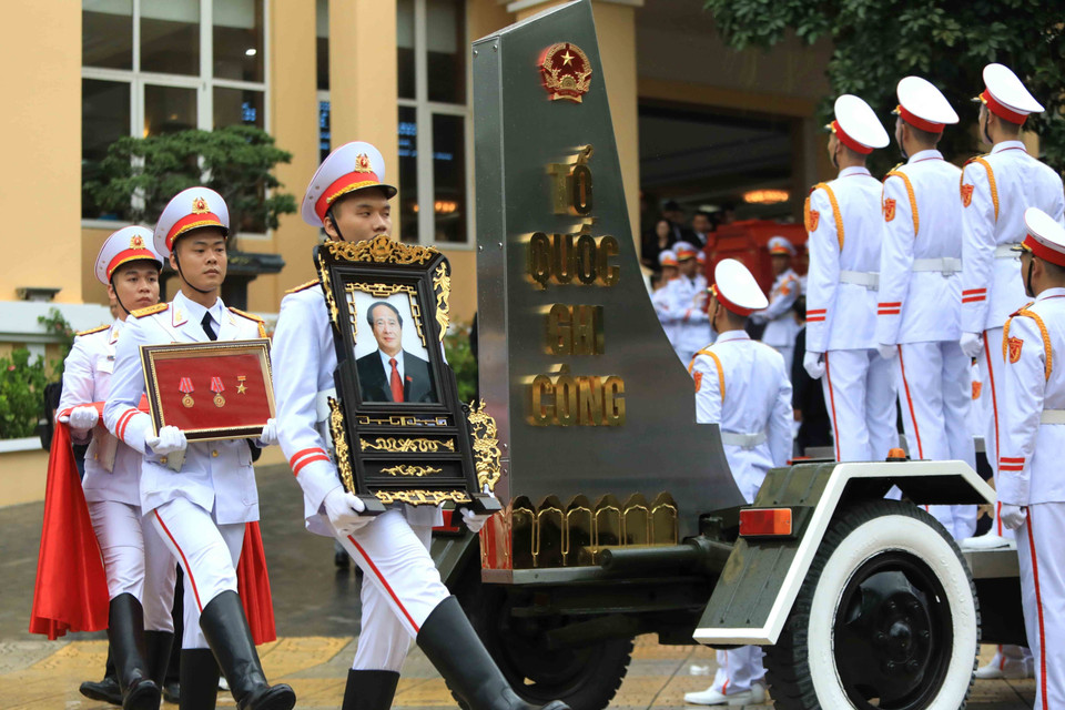 Lễ Di quan Phó Thủ tướng Lê Văn Thành. (Ảnh: An Đăng/TTXVN)