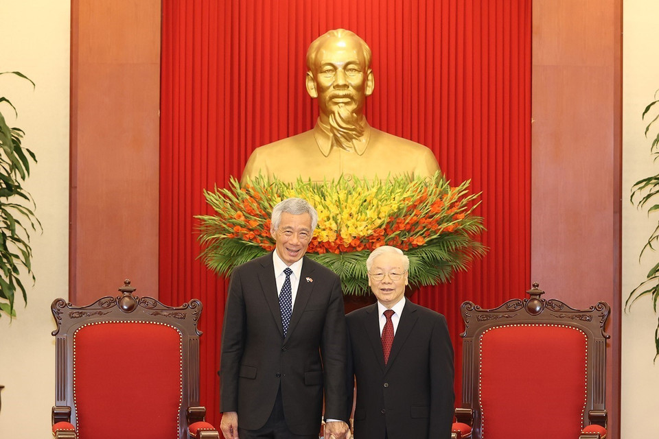 Tổng Bí thư Nguyễn Phú Trọng tiếp Thủ tướng Singapore Lý Hiển Long. (Ảnh: Trí Dũng/TTXVN)