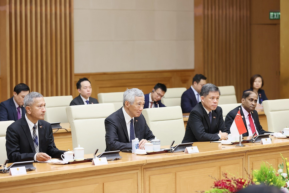 Thủ tướng Lý Hiển Long cảm ơn sự đón tiếp trọng thị và nồng hậu phía Việt Nam dành cho đoàn; đánh giá cao những thành tựu to lớn Việt Nam đạt được trong quá trình phục hồi và phát triển kinh tế-xã hội sau đại dịch COVID-19.(Ảnh: Dương Giang/TTXVN)