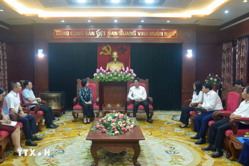 Quang cảnh buổi làm việc. (Ảnh: Quang Quyết/TTXVN)