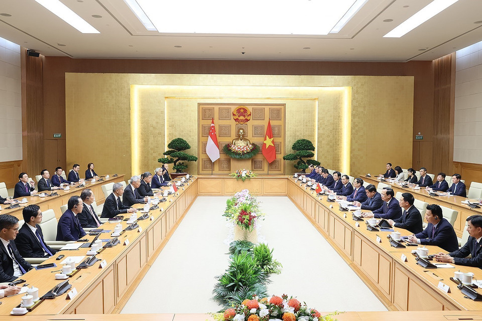 Quang cảnh buổi hội đàm giữa hai Thủ tướng Việt Nam và Singapore tại Trụ sở Chính phủ nước CHXHCN Việt Nam, ngày 28/8/2023. (Ảnh: Dương Giang/TTXVN)