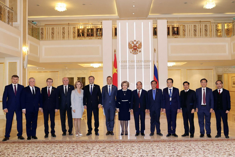 Chủ tịch nước Nguyễn Xuân Phúc gặp Chủ tịch Hội đồng Liên bang Nga Valentina Matvienko. (Ảnh: Thống Nhất/TTXVN)