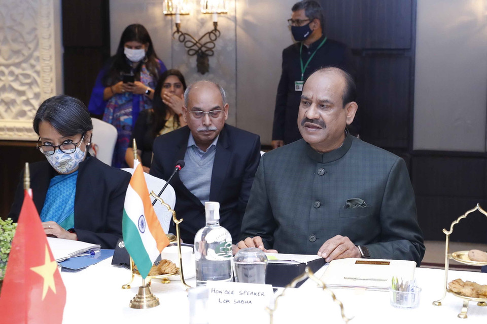 Chủ tịch Hạ viện Cộng hòa Ấn Độ Om Birla phát biểu. (Ảnh: Doãn Tấn/TTXVN)