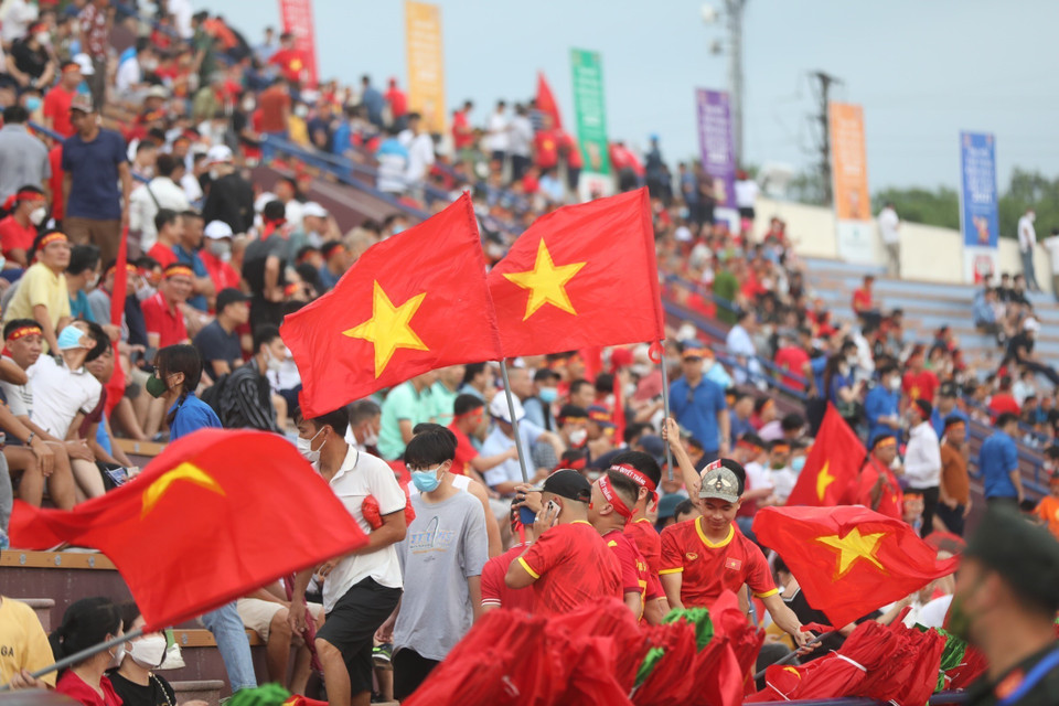 Những hình ảnh trong trận đấu. (Nguồn: TTXVN)