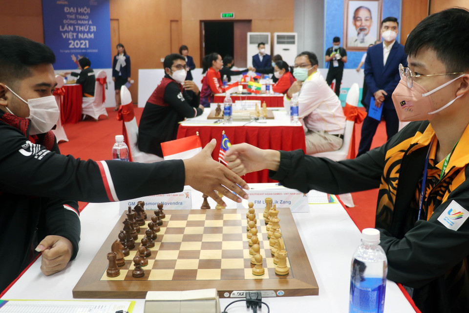 Các vận động viên thi đấu sáng 10/5. (Ảnh: Văn Đức/TTXVN)